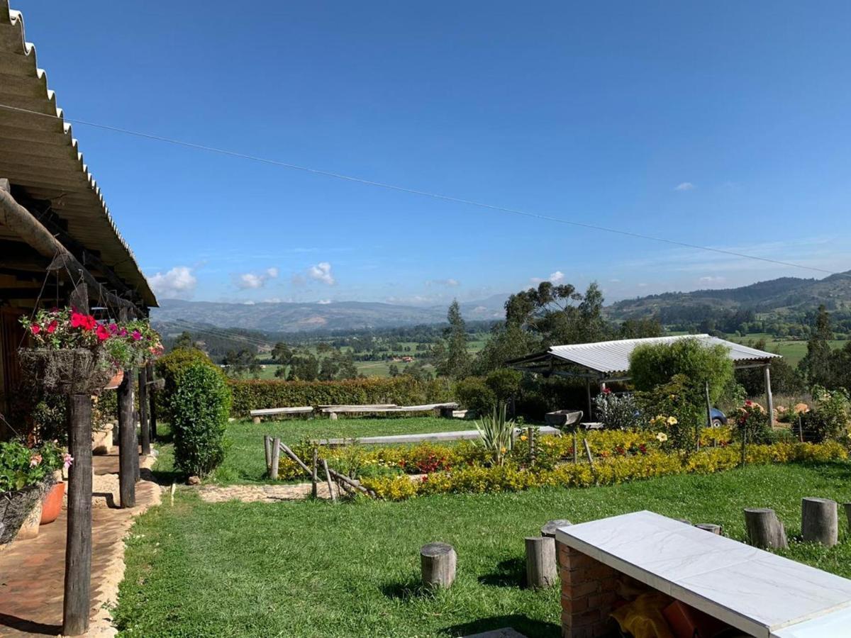 Готель Rancho Carrizal Екстер'єр фото